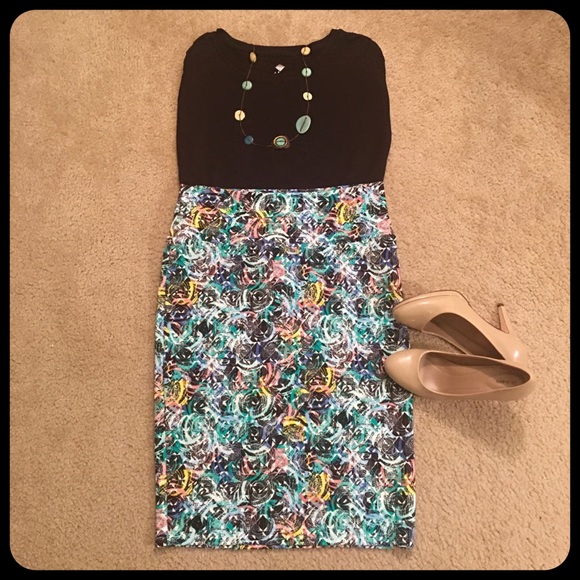 NWOT LuLaRoe Cassie Pencil Skirt blue white black - Picture 1 of 4